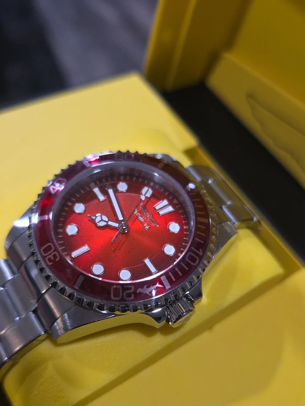 705. Invicta Pro Diver Kromatyk Men's Watch - 43mm. Steel (50504)